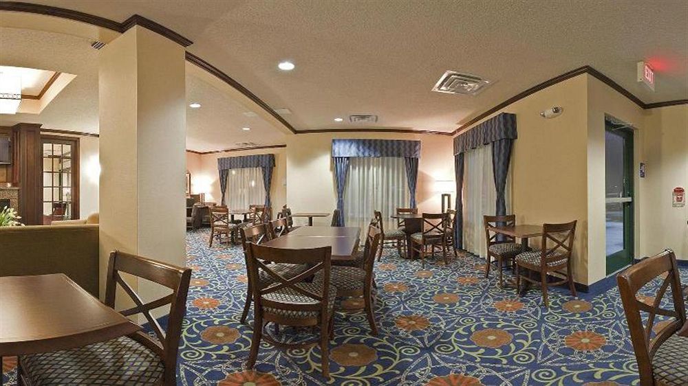 Holiday Inn Express & Suites Detroit - Novi By Ihg Exterior foto