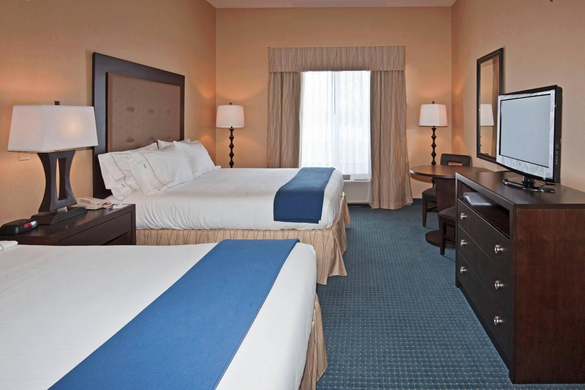 Holiday Inn Express & Suites Detroit - Novi By Ihg Exterior foto